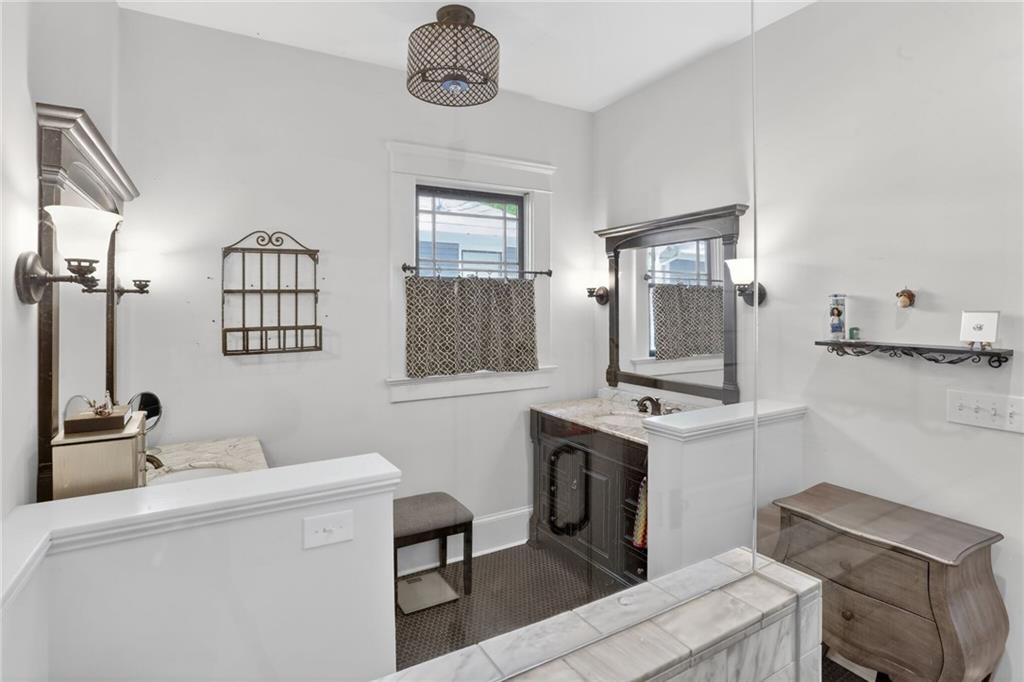 Decatur, Georgia, 30030, United States, 4 Bedrooms Bedrooms, ,3 BathroomsBathrooms,Residential,Active,2035647