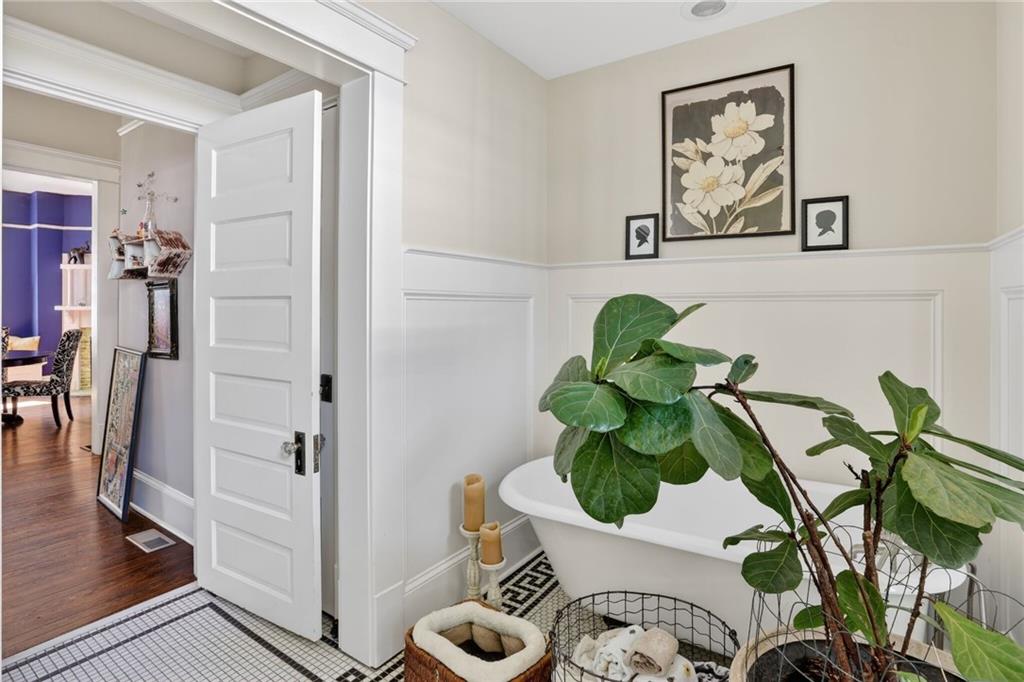 Decatur, Georgia, 30030, United States, 4 Bedrooms Bedrooms, ,3 BathroomsBathrooms,Residential,Active,2035647