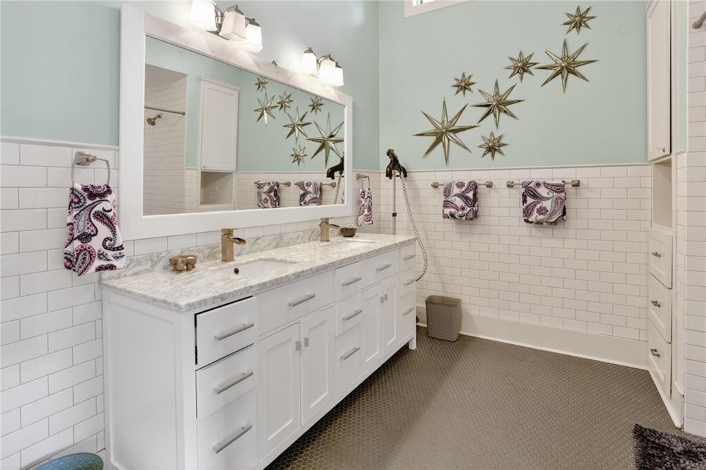 Decatur, Georgia, 30030, United States, 4 Bedrooms Bedrooms, ,3 BathroomsBathrooms,Residential,Active,2035647