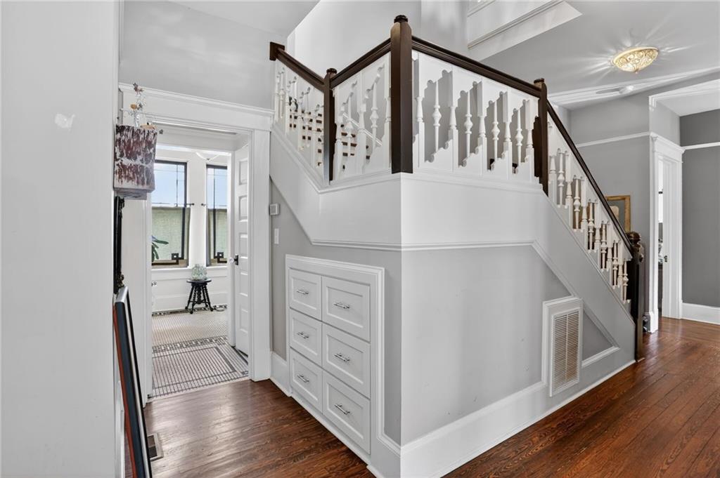 Decatur, Georgia, 30030, United States, 4 Bedrooms Bedrooms, ,3 BathroomsBathrooms,Residential,Active,2035647