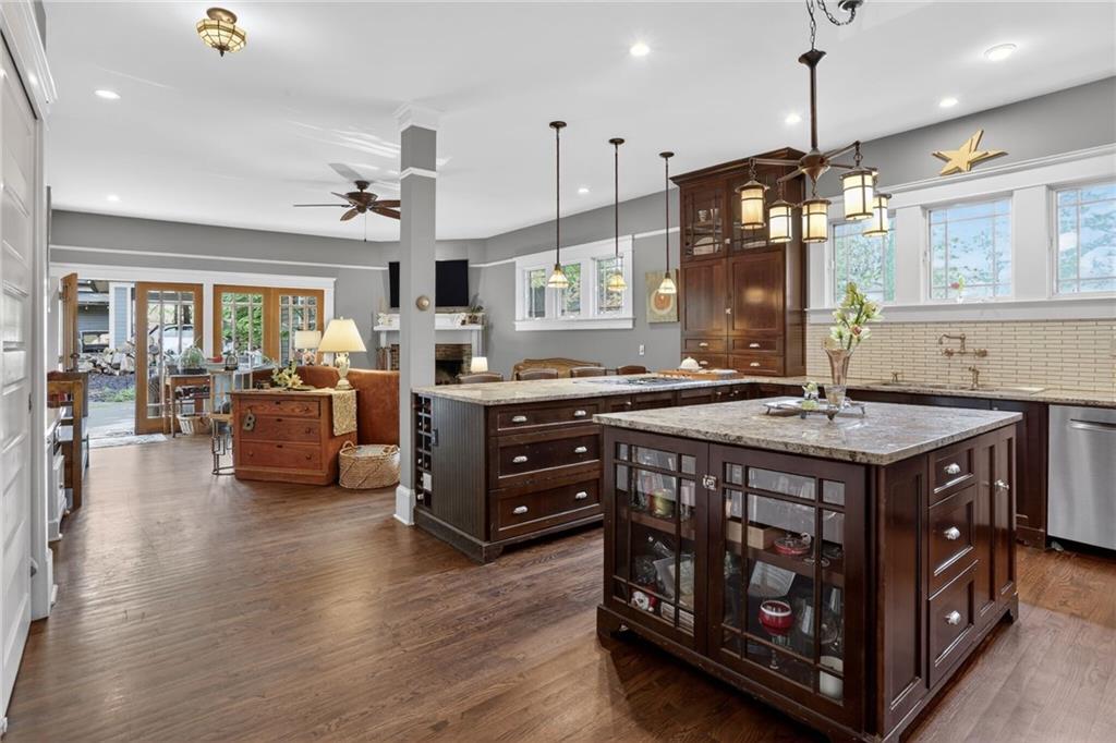 Decatur, Georgia, 30030, United States, 4 Bedrooms Bedrooms, ,3 BathroomsBathrooms,Residential,Active,2035647