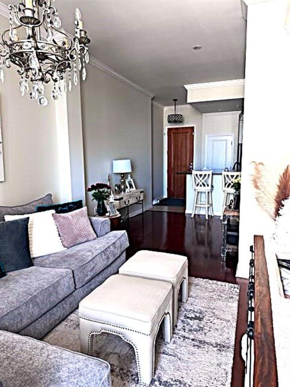 3040 Peachtree Road NW 1513