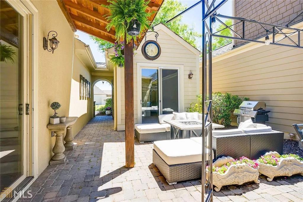 Village at Towne Lake - Residential