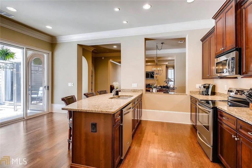 Village at Towne Lake - Residential