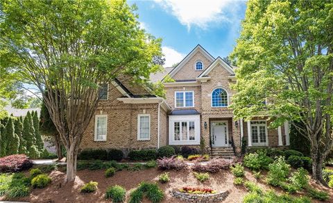 Photo of 915 Glengate Place, Atlanta, GA 30328 (MLS # 7761392)