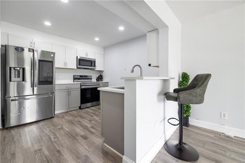2657 Lenox Road NE A-5 Atlanta GA 30324