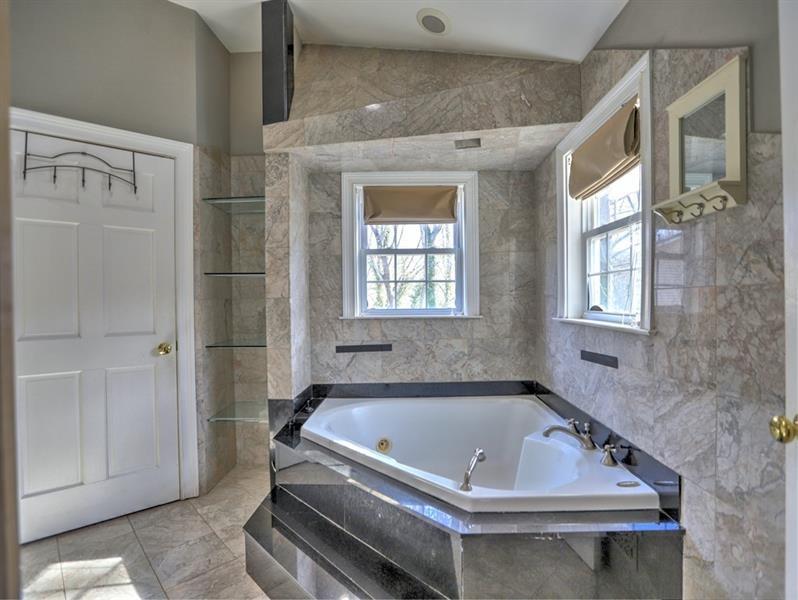 Village North Highlands - Residential Lease