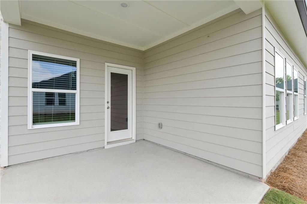7760 Sheffield Terrace, Fairburn, Georgia image 42