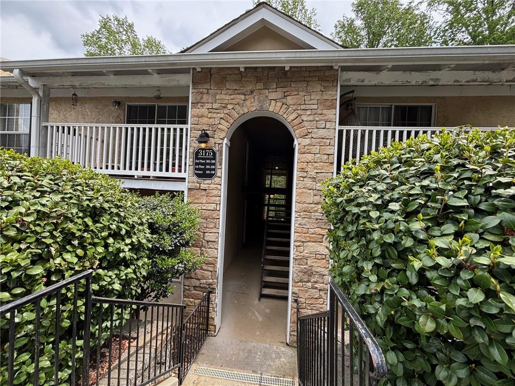 3175 Seven Pines Court 6