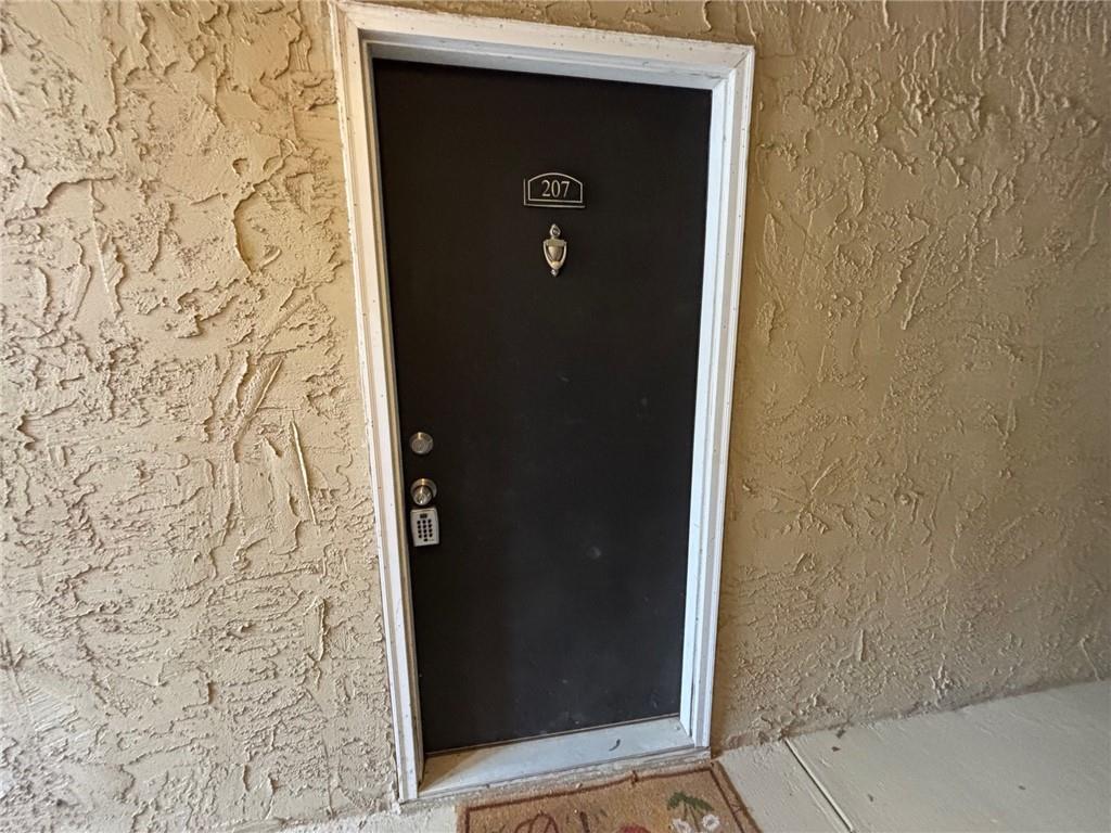 3175 Seven Pines Court 6