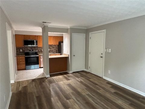 Condo For Sale - 3175 Seven Pines Court #6<br/> Atlanta, GA 30339