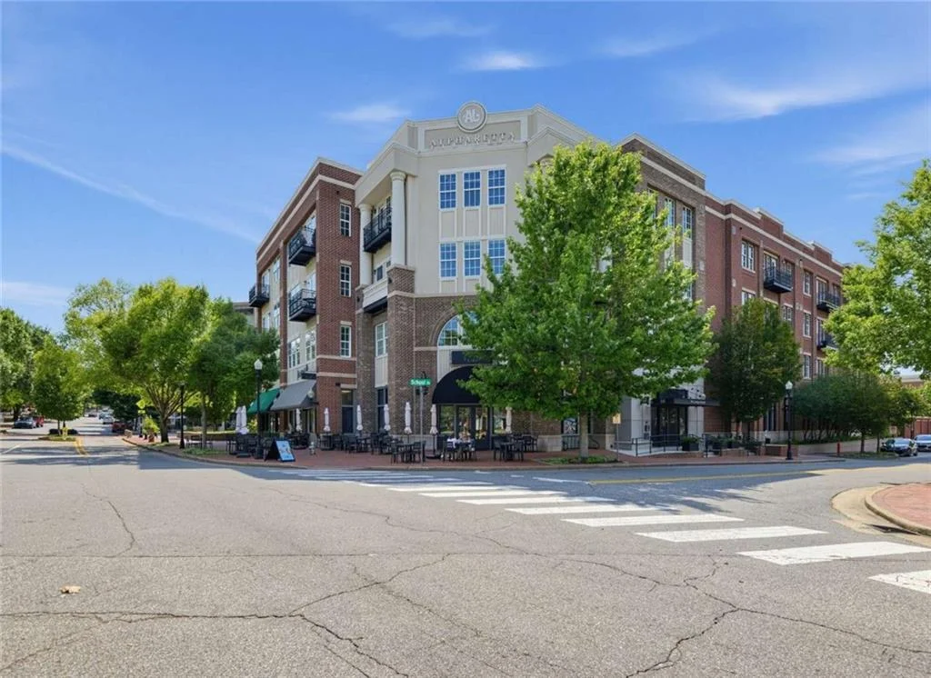 58 Canton Street Unit 202, Alpharetta, GA, 30009