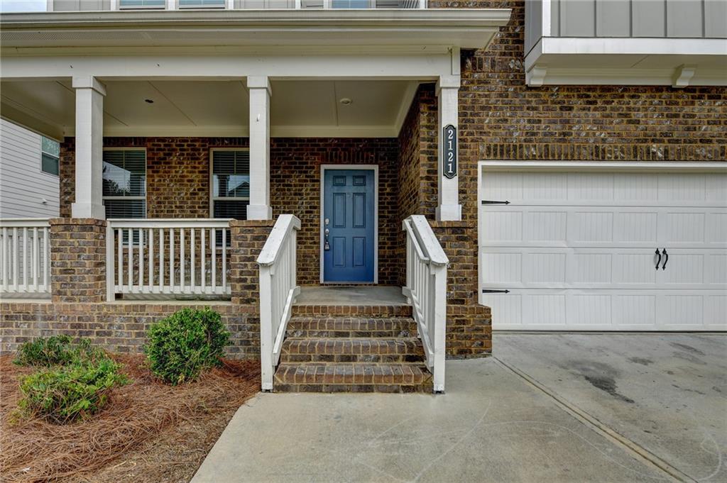 2121 Landsburg Way