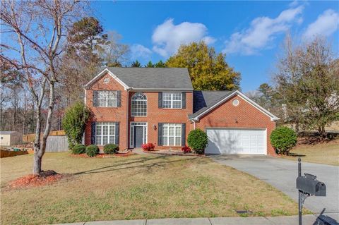 Homes For Sale - 802 Board Walk Court<br/> Walton County, Loganville, GA 30052