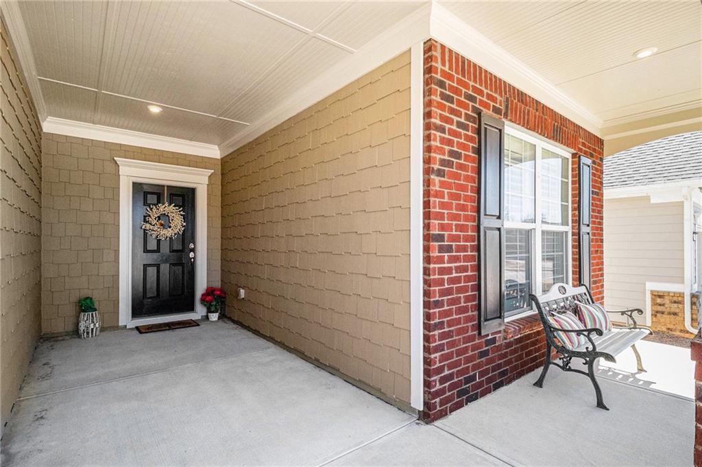 414 Golden Rod Court, Griffin, Georgia image 3