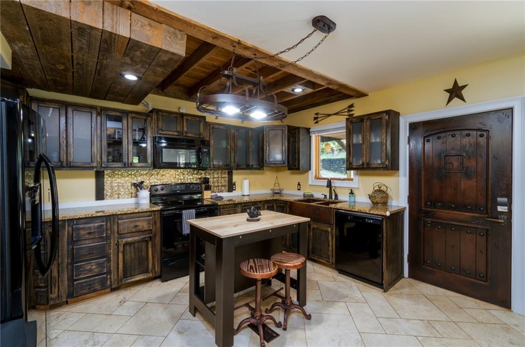 350 Galway Drive, Kingston, Georgia image 11