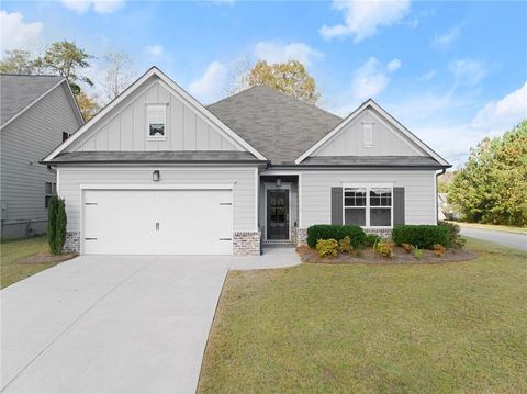 A home in Dawsonville