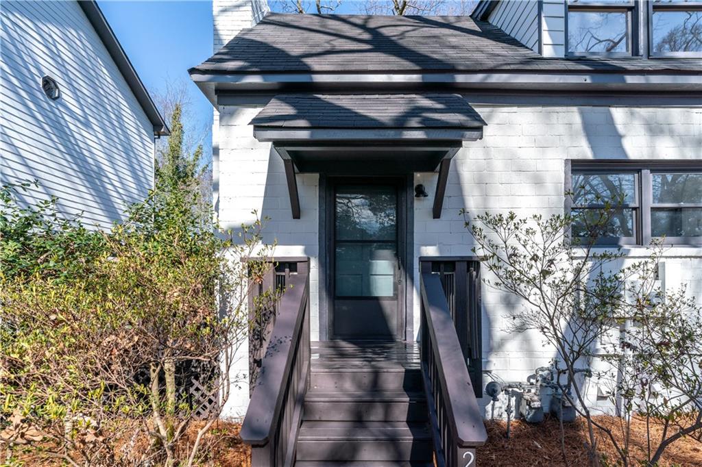 2415 Charleston Oaks Lane