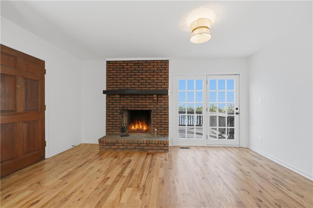 2415 Charleston Oaks Lane