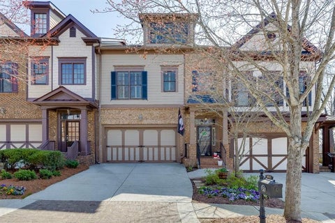 Townhouse For Sale - 6965 Fellowship Lane<br/> Hall County, Flowery Branch, GA 30542