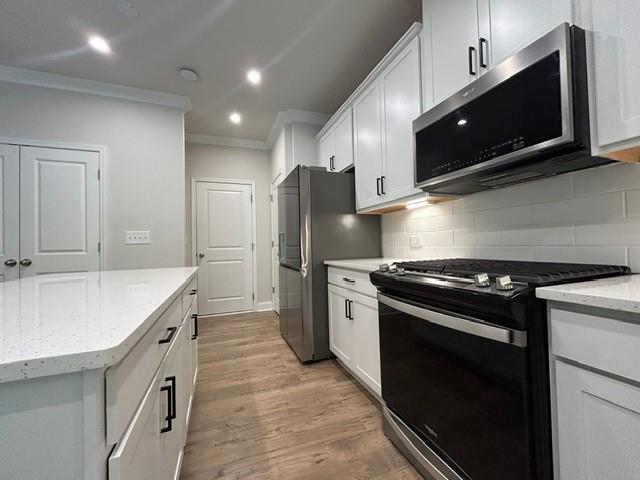 63 Brookstone Park E