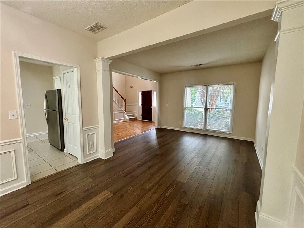 10920 Glenbarr Drive