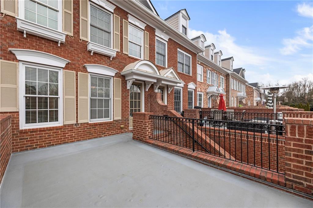 5905 Waters Edge Trail