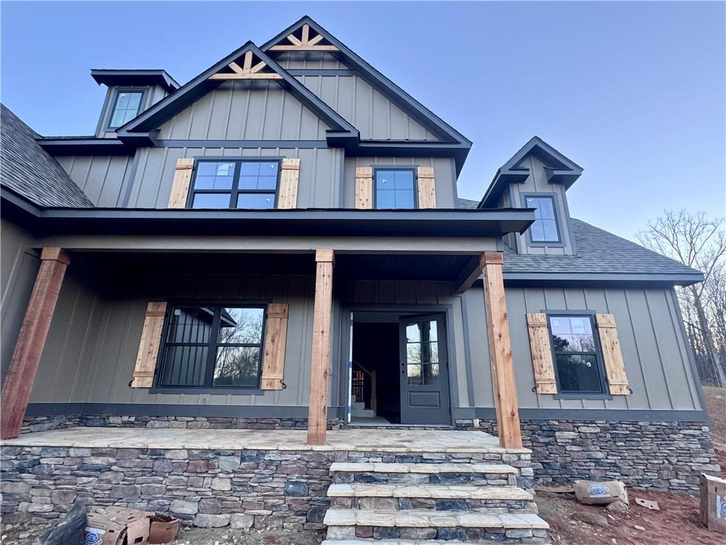 161 West Lake Boulevard