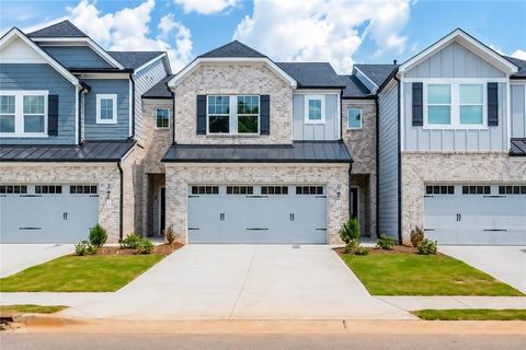 Townhouse For Sale - 4192 Waratah Way<br/> Mableton, GA 30126