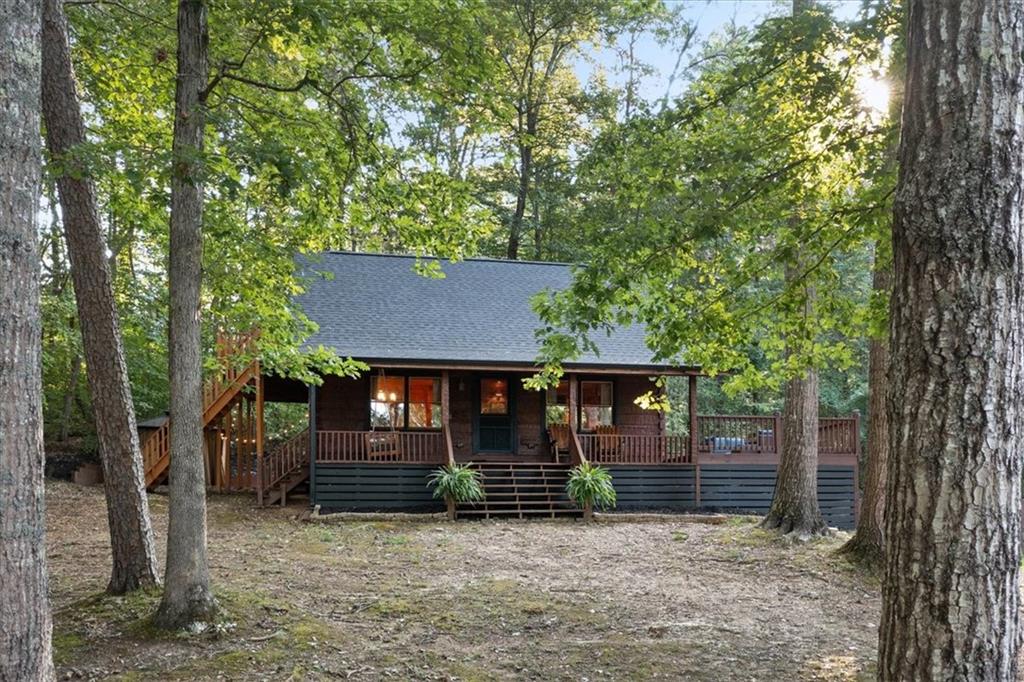 580 Twin Mountain Lake Circle