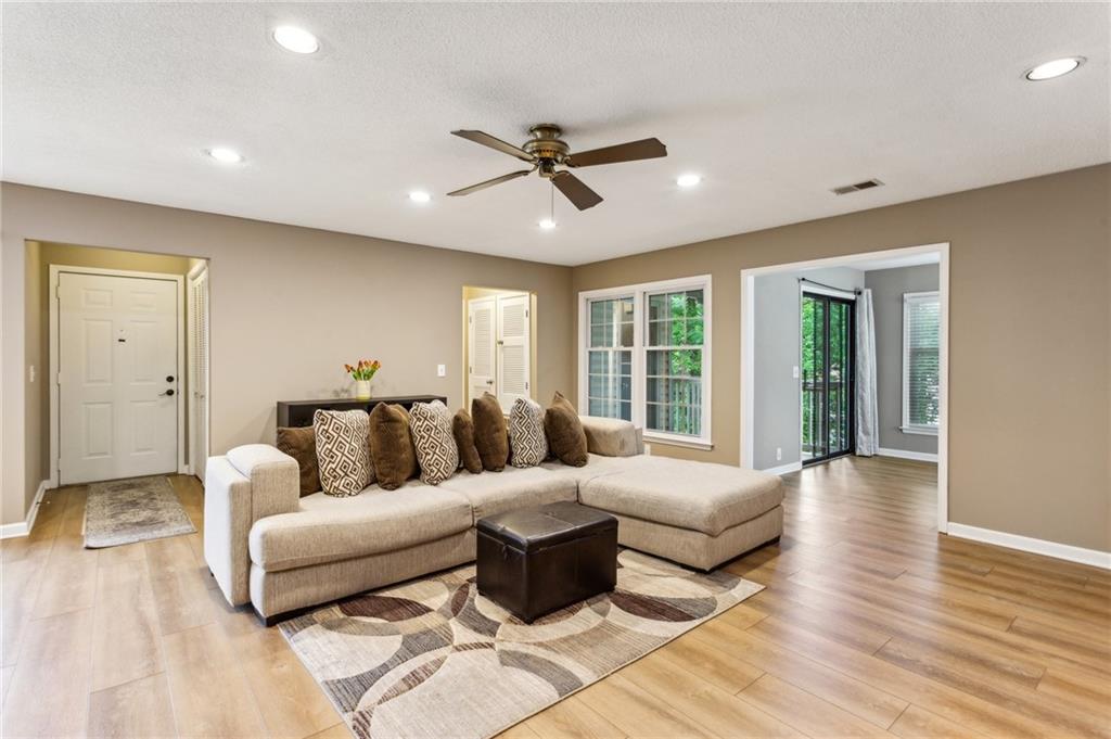 843 Sentinel Ridge SW