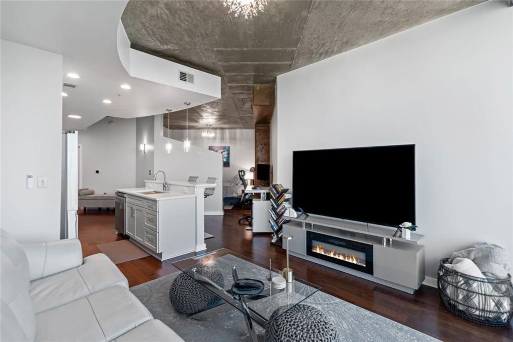 400 W West Peachtree Street, Atlanta, Georgia image 11