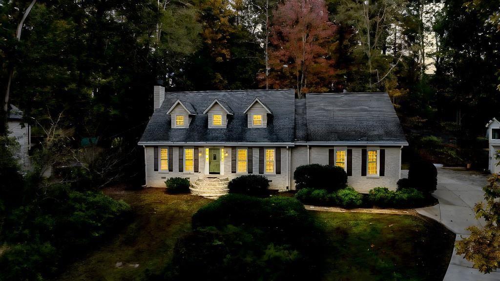 63 Geraldine Drive SE