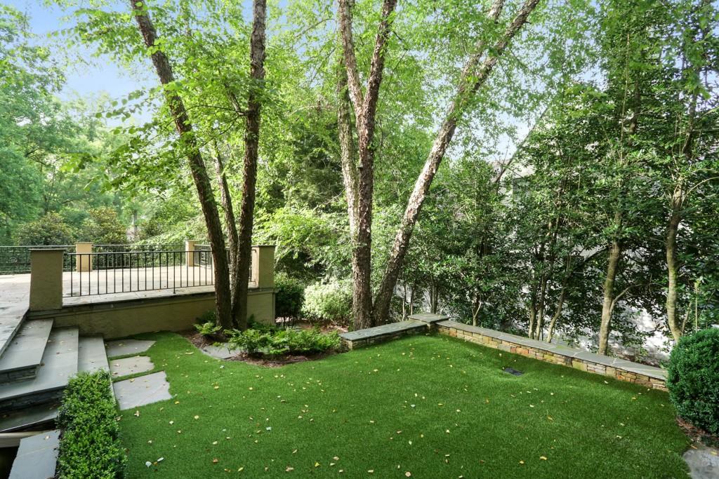 Peachtree Heights Park - Residential