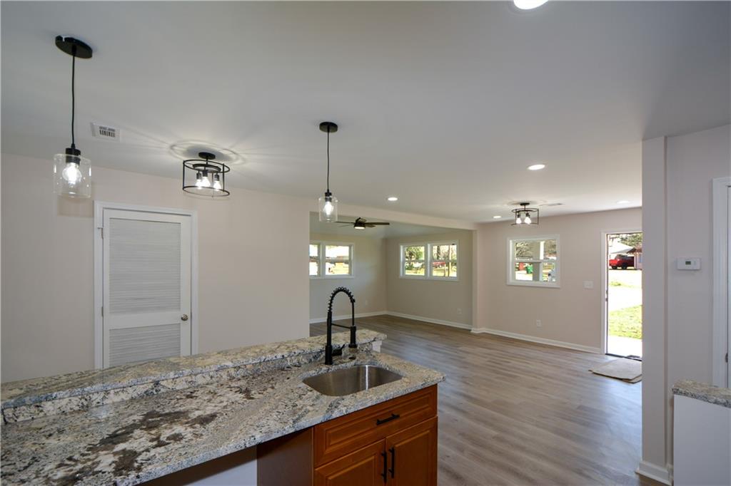 5291 Lyndale Circle, Forest Park, Georgia image 26