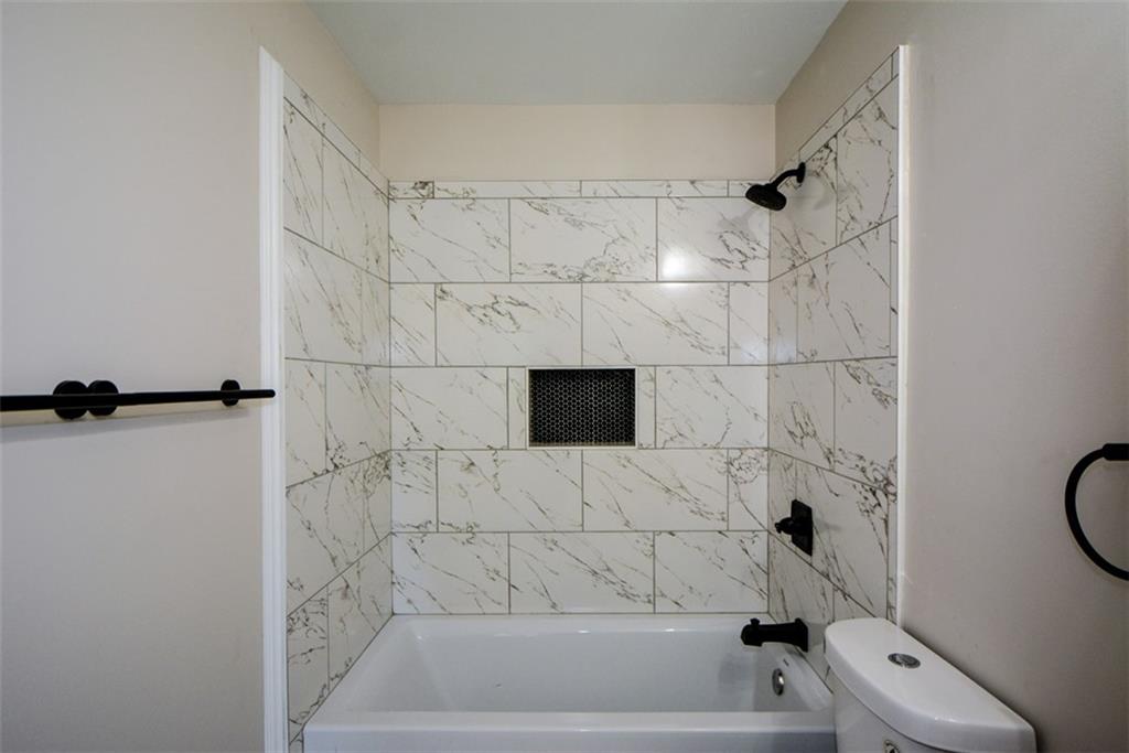 5291 Lyndale Circle, Forest Park, Georgia image 32
