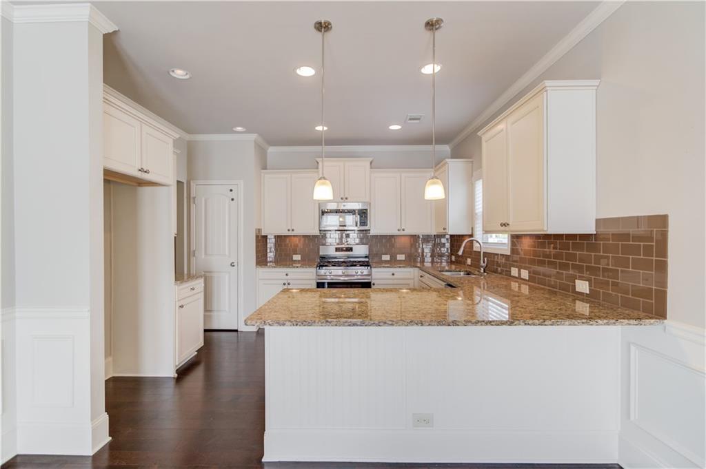 6864 Big Sky Drive, Flowery Branch, Georgia image 12