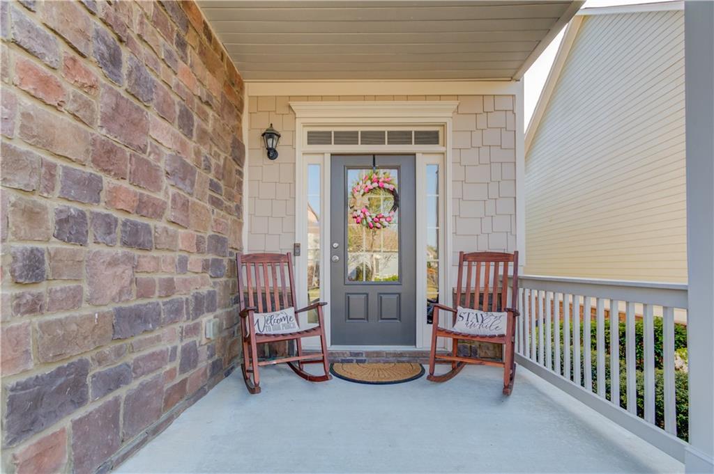 6864 Big Sky Drive, Flowery Branch, Georgia image 4