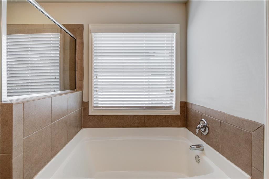 6864 Big Sky Drive, Flowery Branch, Georgia image 26