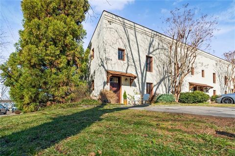 2894 Washington Street A Avondale Estates GA 30002