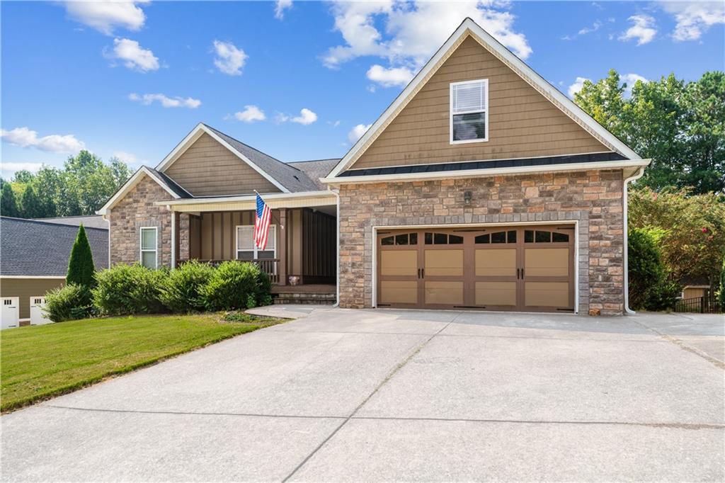 52 Thomas Place Drive