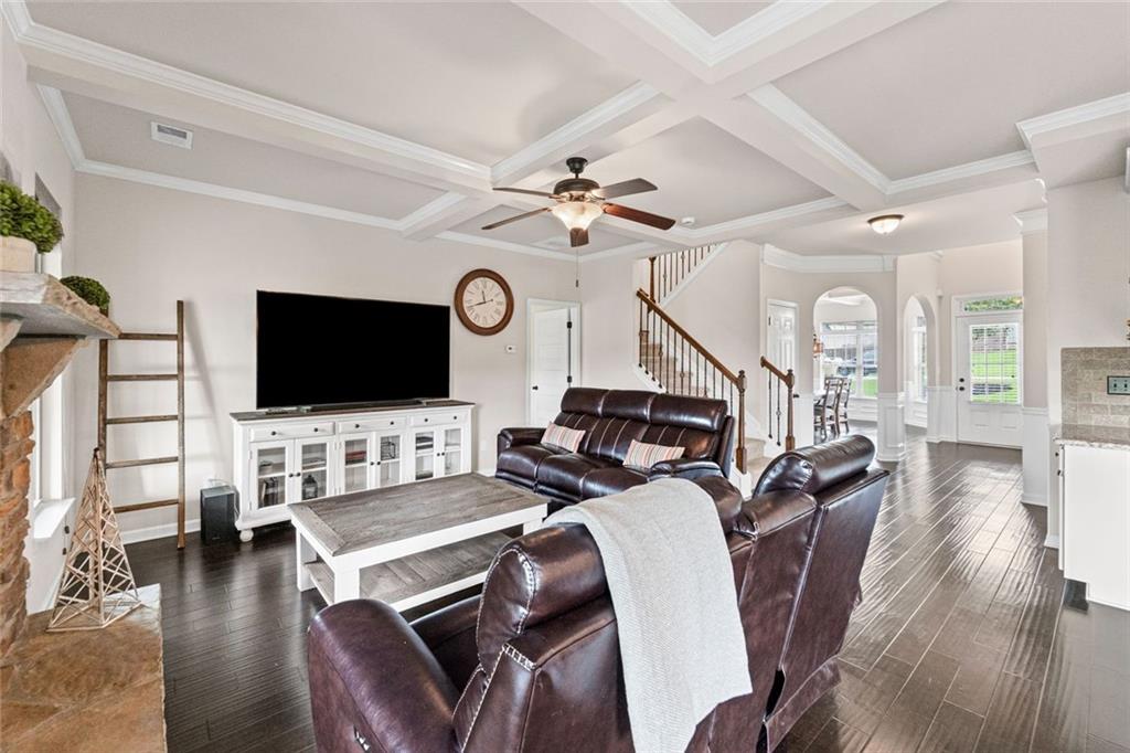 6310 Stillwood Lane, Cumming, Georgia image 19