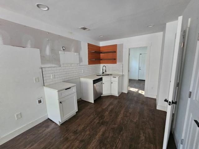 296 THORNTON Street SW