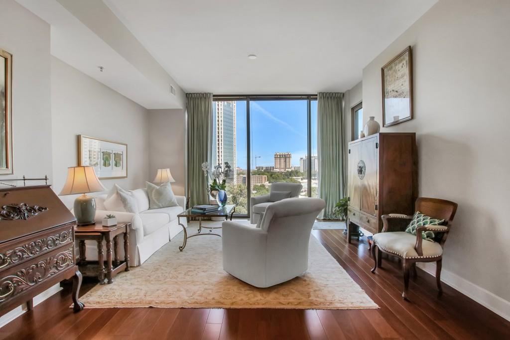 2795 Peachtree Road NE 1205