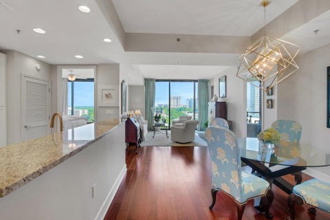 Condo For Sale - 2795 Peachtree Road #1205<br/> Atlanta, GA 30305