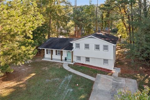 A home in Powder Springs