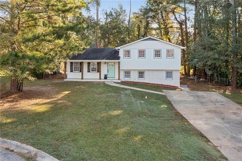 A home in Powder Springs