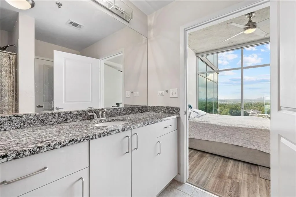 Atlanta, Georgia 30305, United States, 1 Bedroom Bedrooms, ,1 BathroomBathrooms,Residential,Active,186670