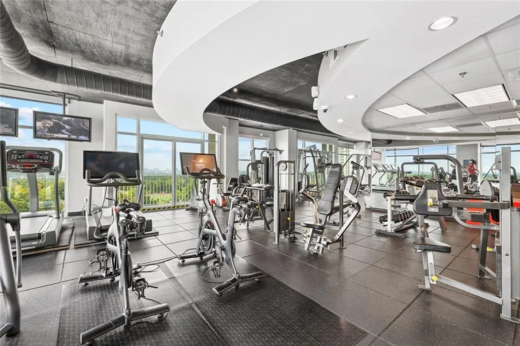 Atlanta, Georgia 30305, United States, 1 Bedroom Bedrooms, ,1 BathroomBathrooms,Residential,Active,186670