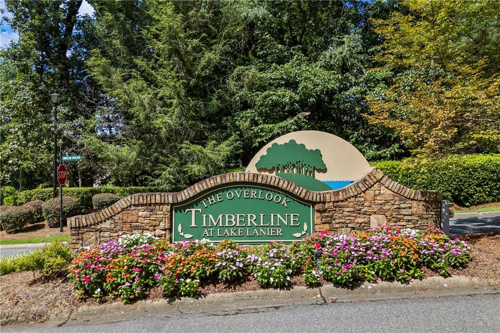 7745 Timberline Overlook